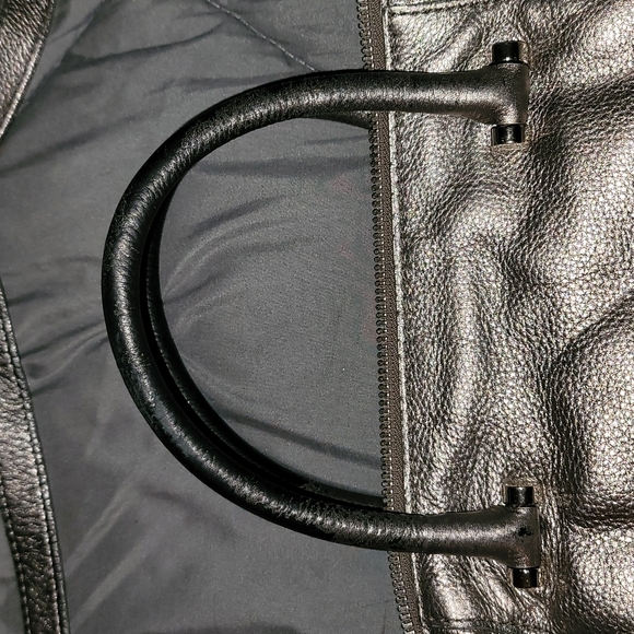 Michael Kors Crossbody leather bag silver chain metallic logo - Picture 7 of 7